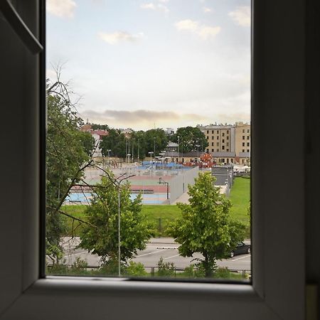 Nice & Cheap Apartment And Free Parking Rīga Exterior foto